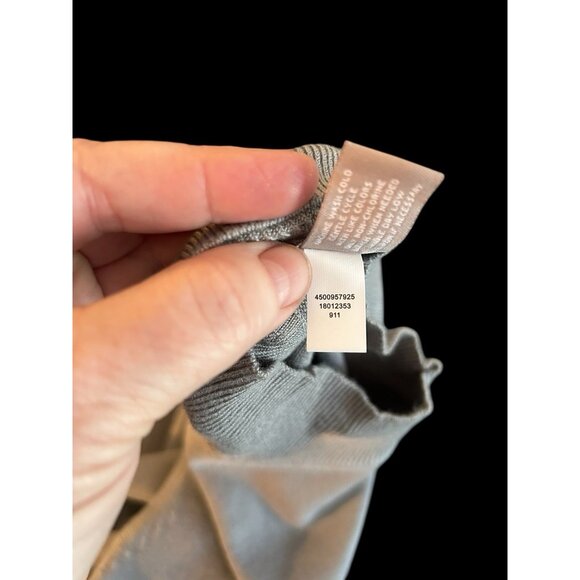 Mock Turtle Neck Tank Top Sleeveless Chico's Sz 2 Medium Gray Knit Closet Staple - Picture 8 of 11